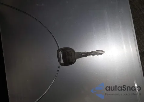 2000 Saturn Sl from USA, damaged, VIN 1G8ZF528XYZ126504